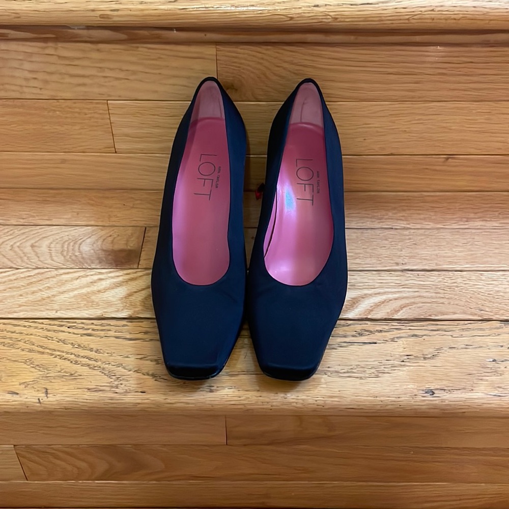 Ann Taylor Loft Black Block Heels Pumps Size 7M